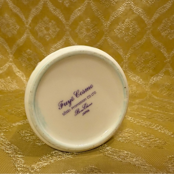 Bone China Vintage Floral Cream Bud Vase With Red Poppies - Picture 5 of 5